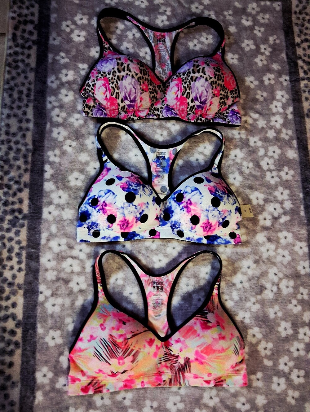 VS PINK Push-Up Yoga Sports Bras